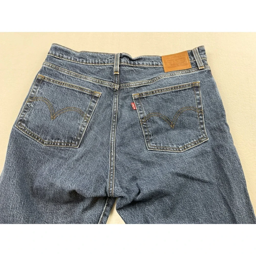 Levis Premium product pair